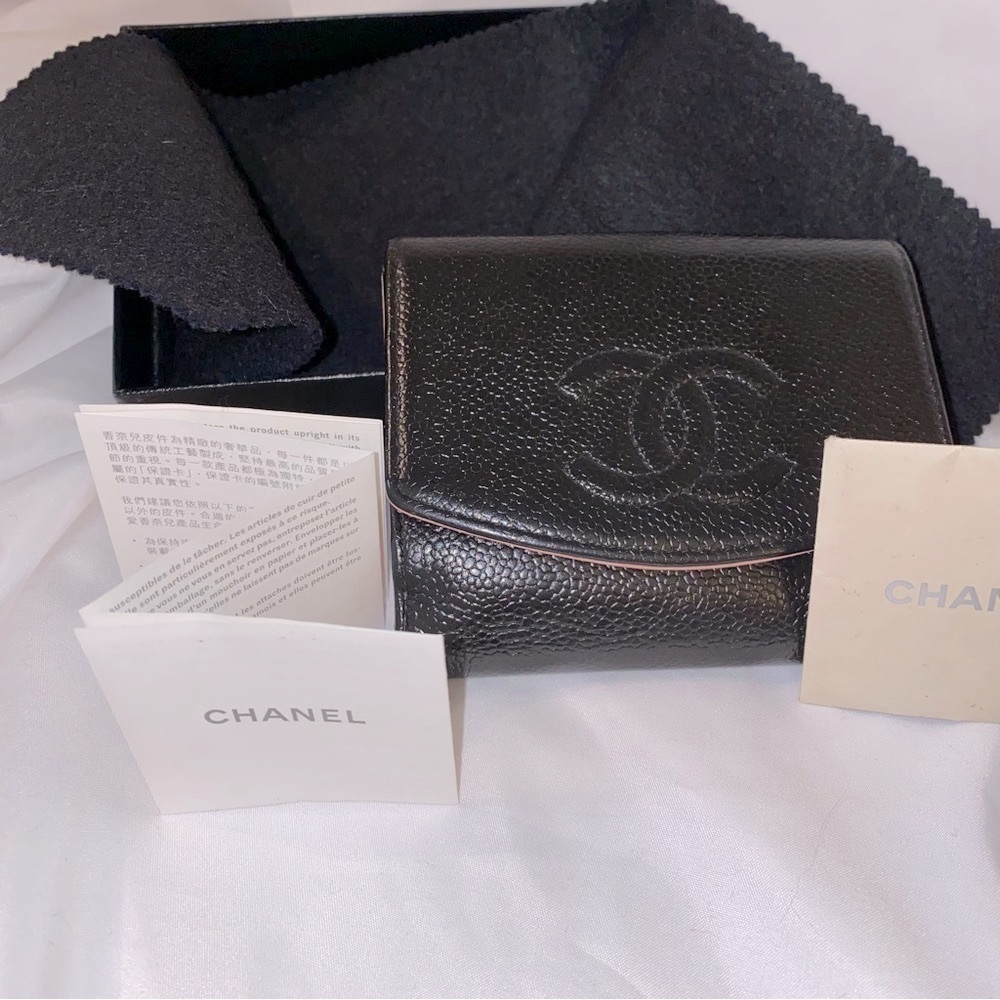 Chanel Authentic Caviar Leather Bifold Black Wallet w/Pink Interior & Auth Cert